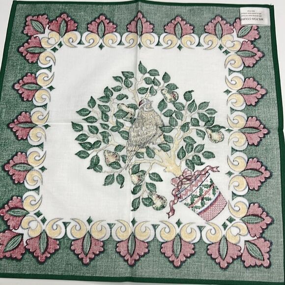 Wilton Court Cotton Cloth Napkins Partridge in A Pear Tree Christmas Table Decor - Picture 2 of 9
